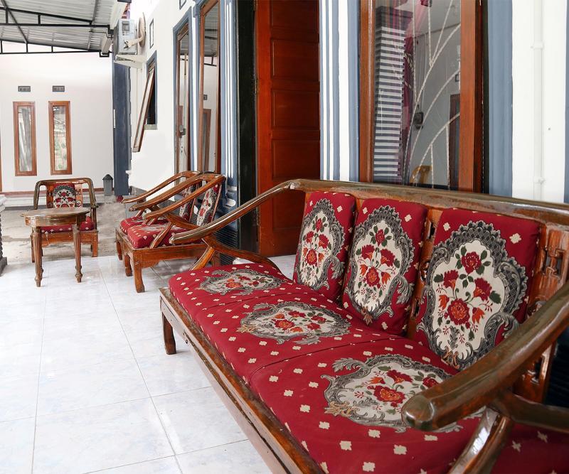 Reddoorz Syariah At Penginapan Eby Padang Zewnętrze zdjęcie
